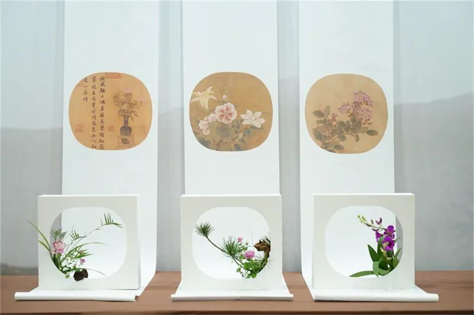 【采薇專欄】傳統(tǒng)插花要破圈兒?17個流派、名師的200個作品點亮南京“最美花展” 【采薇專欄】傳統(tǒng)插花要破圈兒?17個流派、名師的200個作品點亮南京“最美花展”