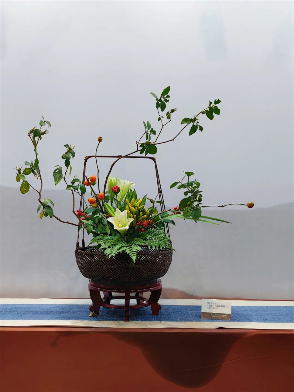 【采薇專欄】傳統(tǒng)插花要破圈兒?17個流派、名師的200個作品點亮南京“最美花展” 【采薇專欄】傳統(tǒng)插花要破圈兒?17個流派、名師的200個作品點亮南京“最美花展”